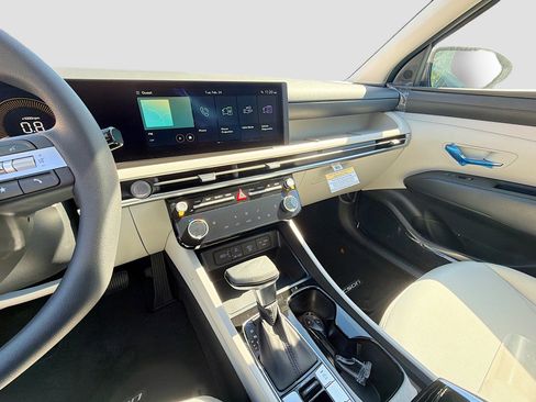 New 2026 Hyundai Tucson SEL image 24