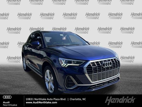 Used 2023 Audi Q3 2.0T Premium w/ Convenience Package AWD/4WD image 1