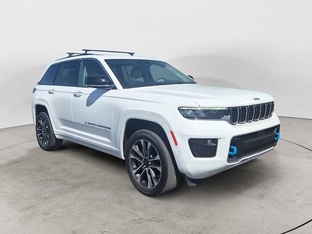 Used 2022 Jeep Grand Cherokee Overland AWD/4WD image 3