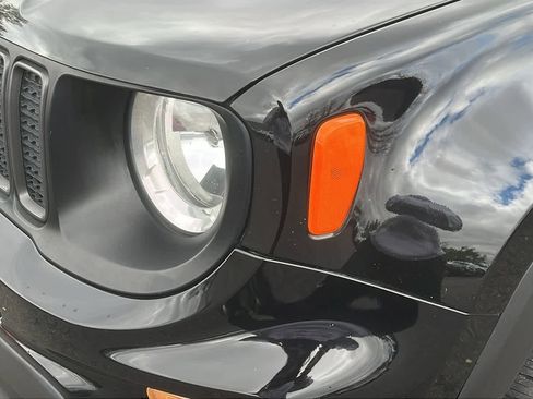 Certified 2021 Jeep Renegade Latitude image 8