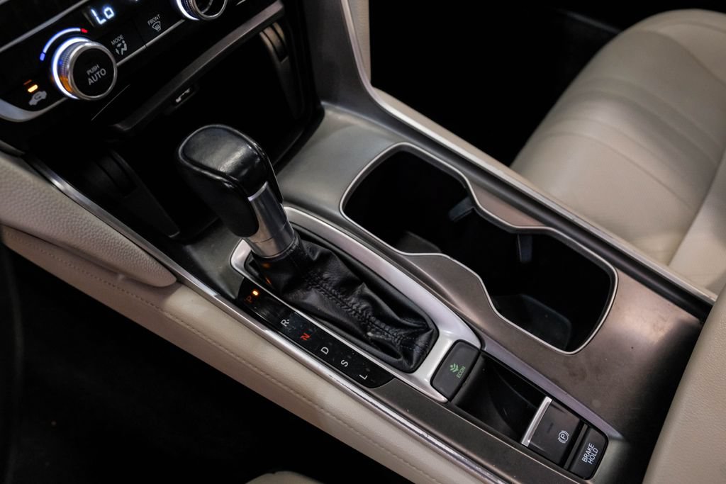 Used 2019 Honda Accord EX-L image 32