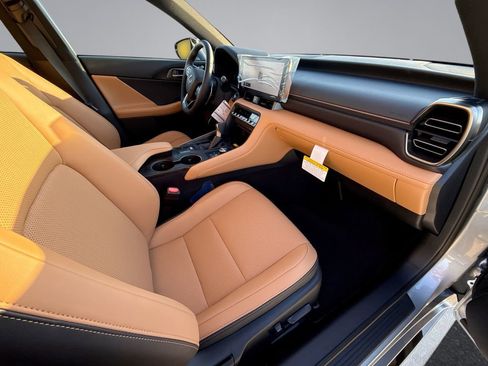 Used 2026 Lexus IS 350 F Sport w/ Accessory Package Z1 RWD image 15