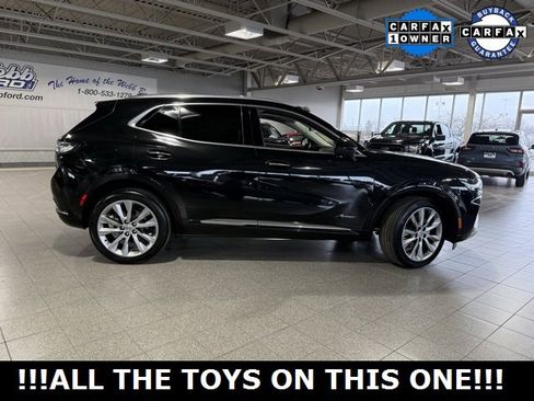 Used 2023 Buick Envision Avenir image 10