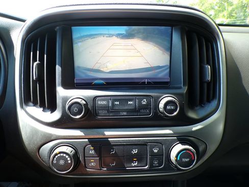 Used 2018 Chevrolet Colorado LT w/ LT Convenience Package RWD image 26