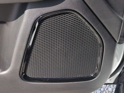 New 2026 Jeep Compass Latitude image 27