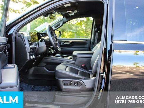 Used 2025 Chevrolet Tahoe LT AWD/4WD image 17