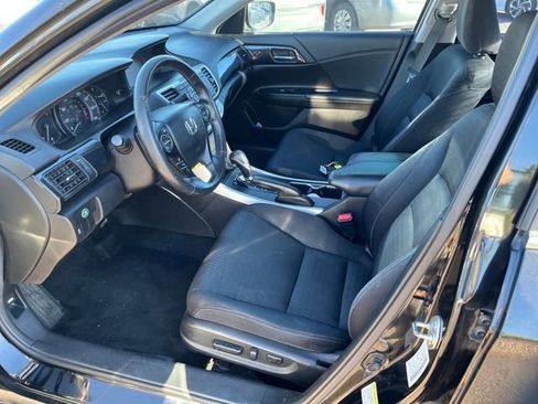 Used 2015 Honda Accord Sport image 2