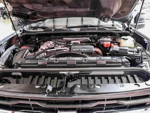 Used 2024 Chevrolet Silverado 2500 LT AWD/4WD image 7