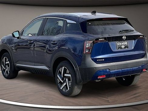 New 2026 Nissan Kicks SV w/ SV Premium Package image 3