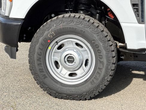 New 2026 Ford F350 XL w/ XL Off-Road Package image 27