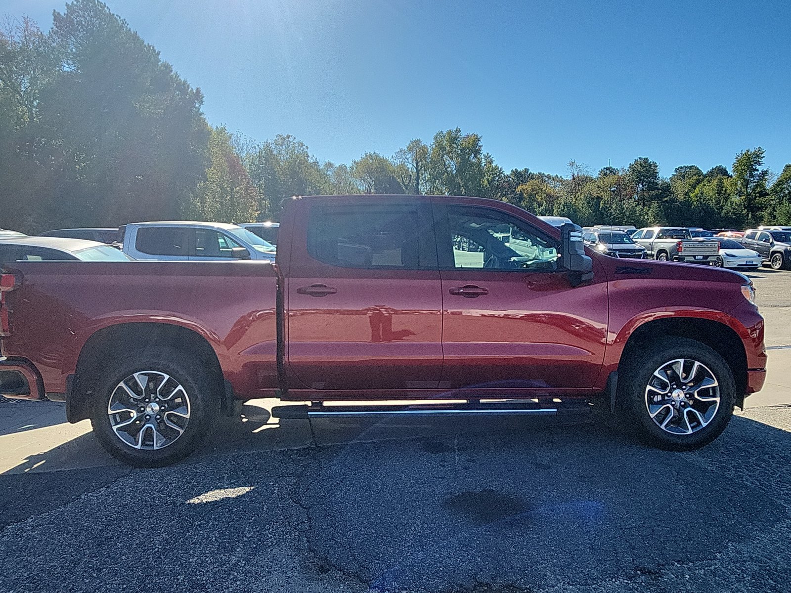 Used 2023 Chevrolet Silverado 1500 RST AWD/4WD image 6