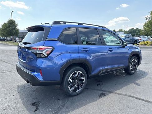 New 2025 Subaru Forester Limited w/ Popular Package image 3