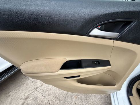 Used 2012 Honda Accord SE image 19