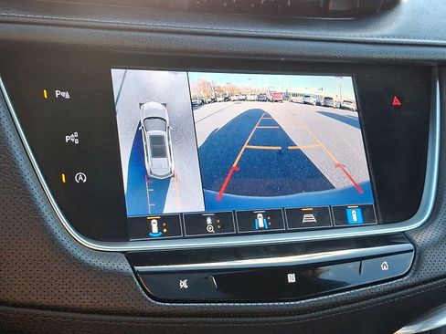 Used 2021 Cadillac XT5 Premium Luxury image 19