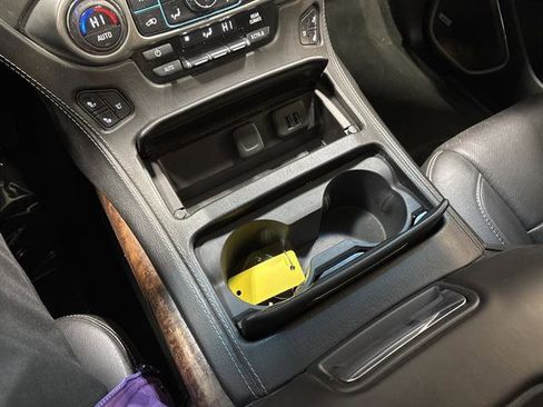 Used 2015 Chevrolet Suburban LTZ image 12