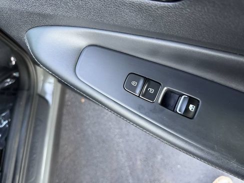 Used 2022 Hyundai Santa Fe Limited FWD image 34