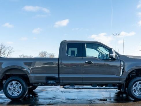 Used 2026 Ford F250 XLT w/ Snow Plow Prep Package image 5