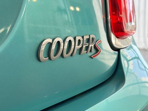 Used 2017 MINI Cooper S image 30