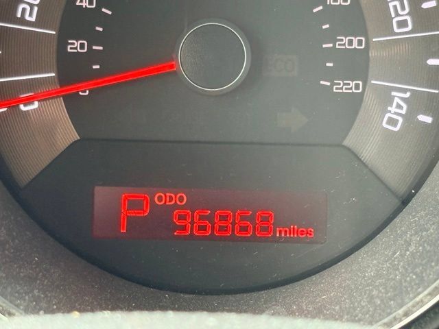 Used 2011 Kia Soul ! FWD image 14