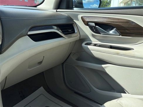 Used 2018 GMC Terrain Denali w/ Comfort Package image 26