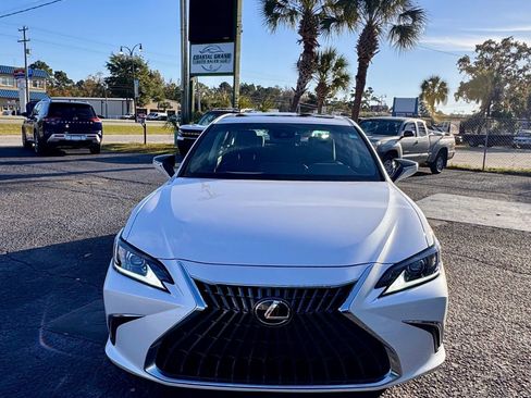 Used 2023 Lexus ES 350 w/ Accessory Package (Z1) FWD image 3