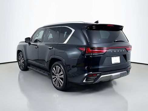 Certified 2024 Lexus LX 600 4WD w/ Luxury Package image 7