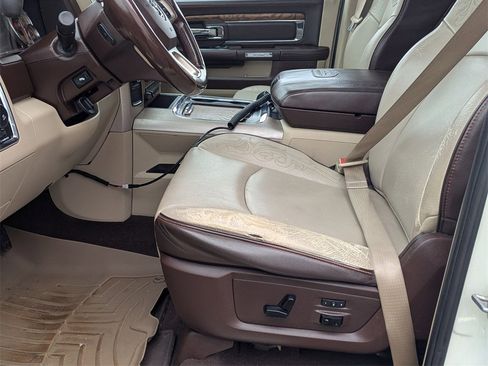 Used 2018 RAM 3500 Laramie Longhorn w/ Longhorn Southfork Package image 12