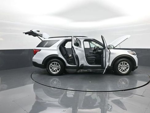 New 2026 Ford Explorer Active image 38