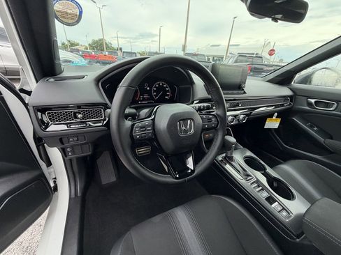 Used 2024 Honda Civic Sport image 18