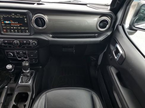 Certified 2023 Jeep Wrangler Sahara image 19