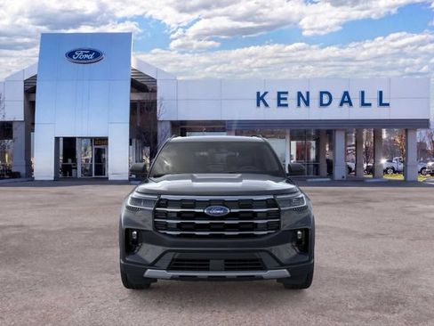 Used 2026 Ford Explorer Active w/ Active Comfort Package AWD/4WD image 6