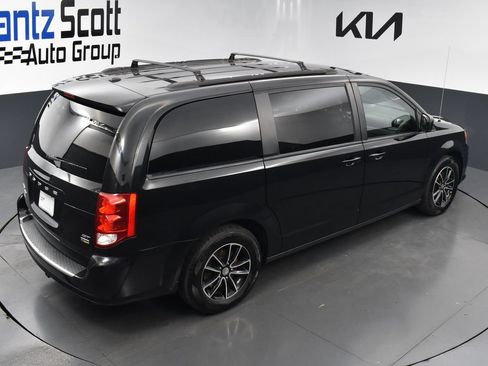 Used 2019 Dodge Grand Caravan GT FWD image 13