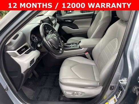 Used 2021 Toyota Highlander XLE image 14