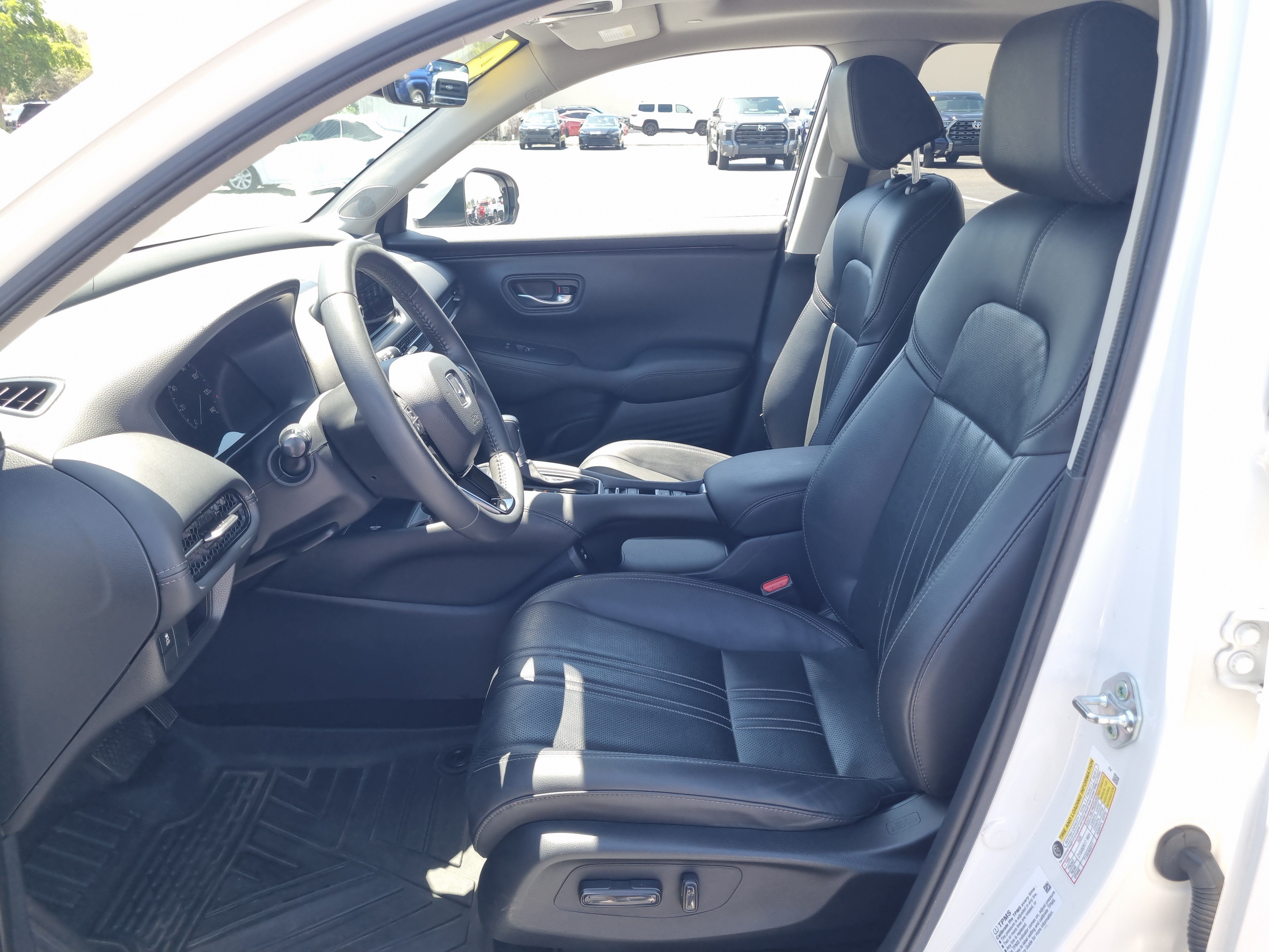 Used 2024 Honda HR-V EX-L image 19