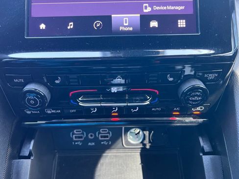 Used 2025 Jeep Grand Cherokee L Laredo AWD/4WD image 19