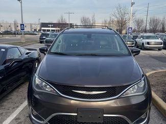 Used 2017 Chrysler Pacifica Touring-L Plus video 1