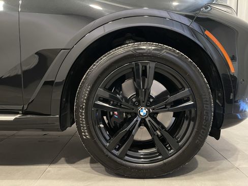 Certified 2024 BMW X7 xDrive40i w/ M Sport Package AWD/4WD image 10
