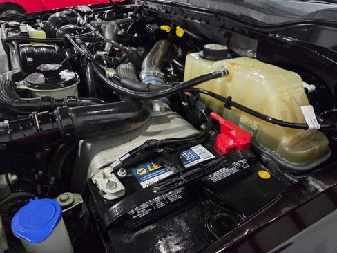 Used 2019 Ford F250 Limited w/ FX4 Off-Road Package image 98