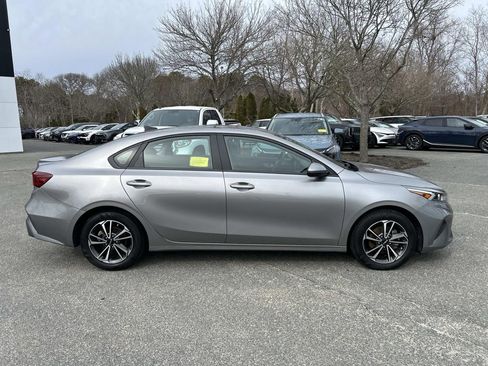 Certified 2023 Kia Forte LXS w/ LXS Technology Package image 2