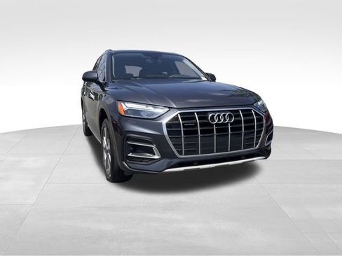Used 2023 Audi Q5 2.0T Premium w/ Convenience Package AWD/4WD image 7