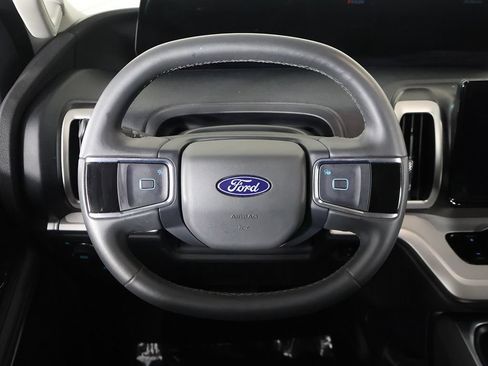 Used 2025 Ford Expedition Max Active AWD/4WD image 38