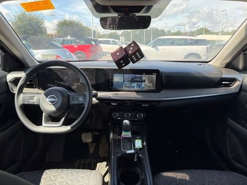 Used 2025 Nissan Kicks SV w/ Interior Electronics Package AWD/4WD image 23