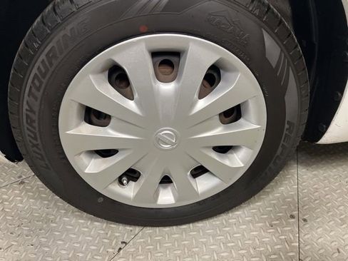 Used 2016 Nissan Versa Note SV image 17