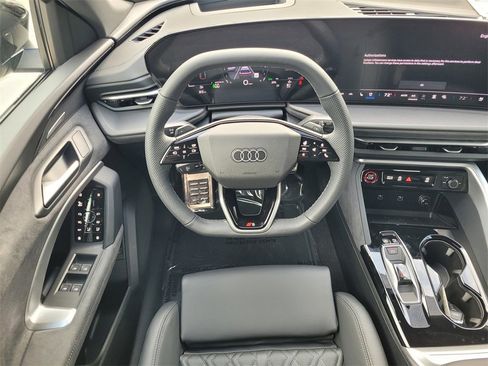 New 2025 Audi SQ5 Premium Plus image 11