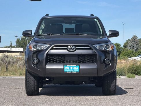 Used 2023 Toyota 4Runner SR5 Premium w/ Moonroof Package AWD/4WD image 10