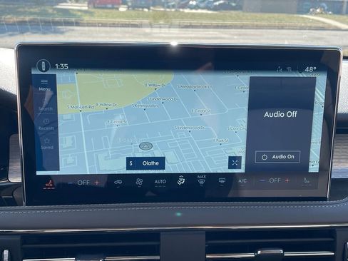 New 2026 Lincoln Corsair Premiere image 12