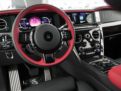 Certified 2025 Rolls-Royce Cullinan AWD/4WD image 15