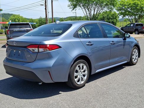 Used 2024 Toyota Corolla LE FWD image 9