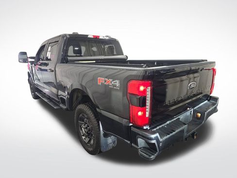 Used 2023 Ford F250 Lariat w/ Lariat Ultimate Package AWD/4WD image 6