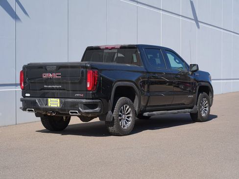 Used 2020 GMC Sierra 1500 AT4 w/ AT4 Premium Package AWD/4WD image 3